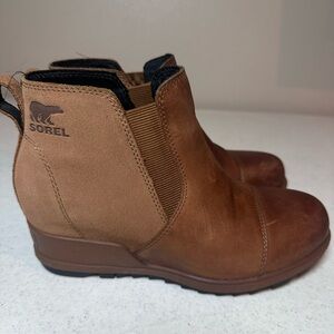 New Brown Leather SOREL Evie Slip On Wedge Ankle Boots Elastic Insets 7